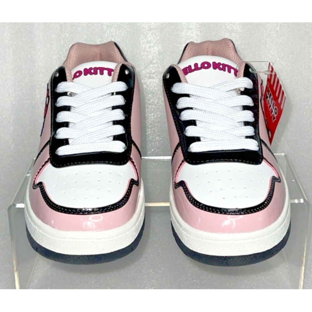 Sanrio Hello Kitty Court Sneakers Women's Size 7 Pink Lace Up Shoes NEW W/ TAGS - Picture 6 of 16